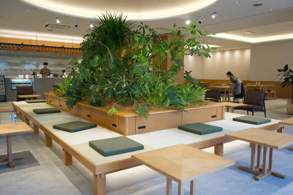 ＆ TEA ROOM 内観