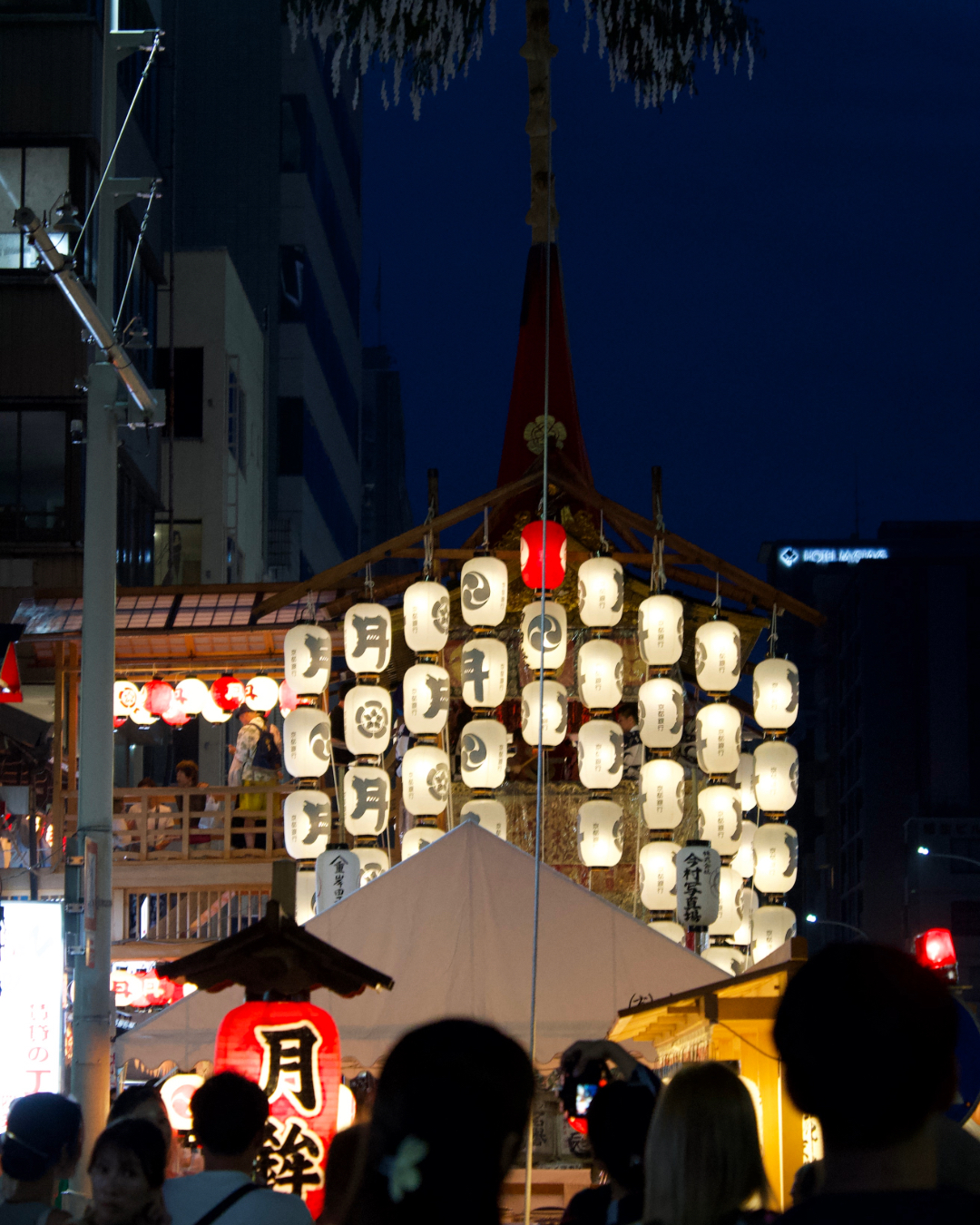 祇園祭2025|月鉾とは?見どころや巡行スケジュールをご紹介!