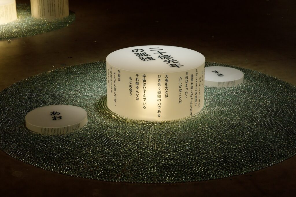 銀の庭 会場イメージ 撮影：髙橋マナミ