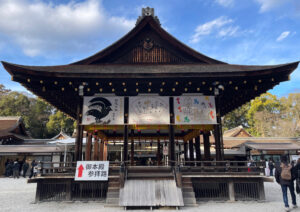 下鴨神社　舞殿