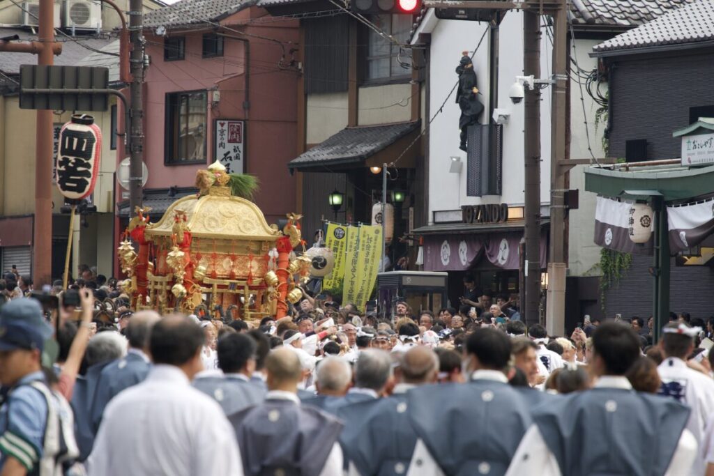 祇園祭神幸祭 中御座・東御座・西御座の3基の神輿（東御座）