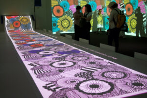 京都文化博物館で開催されるマリメッコ展「模様のちから」会場内の様子