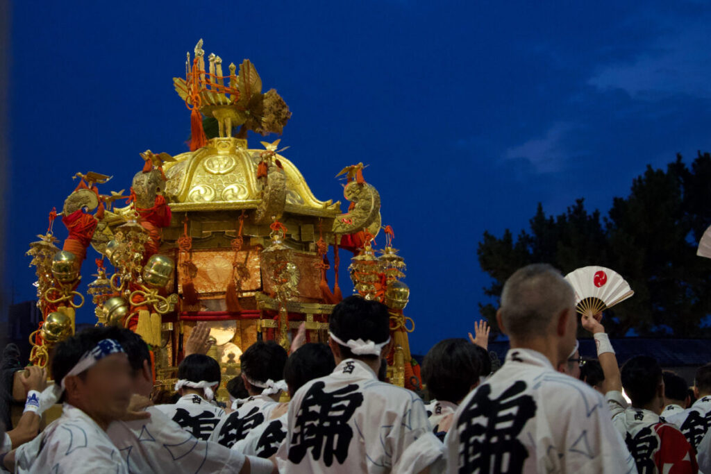 祇園祭神幸祭 中御座・東御座・西御座の3基の神輿（西御座）