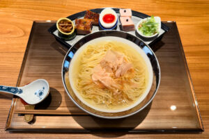 伏見稲荷「京別邸 鶏雫」「銀の潮そば」