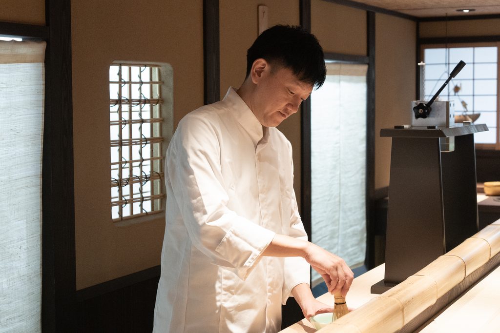 茶寮 清水一芳園の清水さん