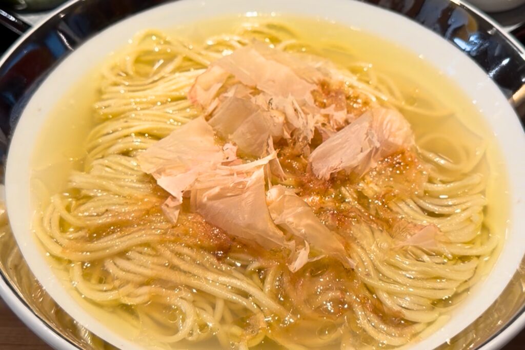 京別邸 鶏雫の銀の潮そば