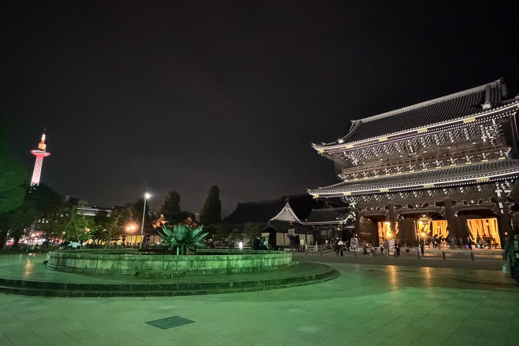 NAKED GARDEN NIGHTS 東本願寺・渉成園の夜間ライトアップ