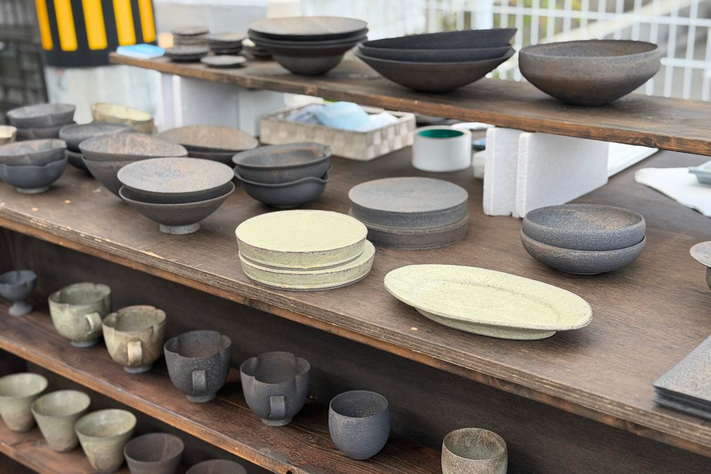 KYOPO 2026に出展するONKOの皿やカップ
