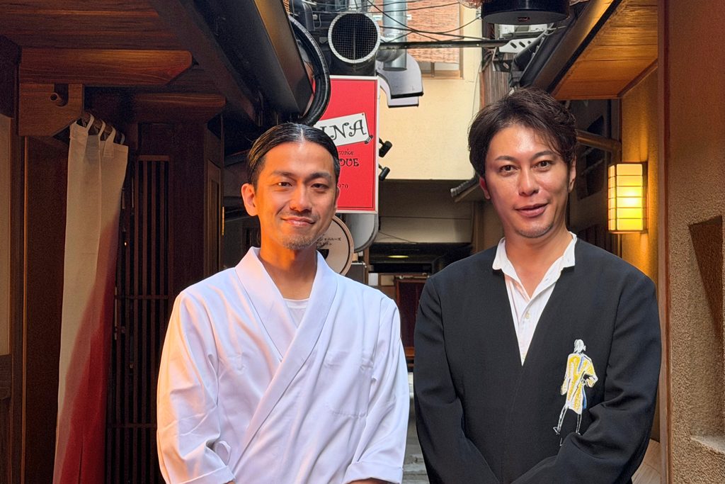 株式会社QRAUD代表取締役の寺田幸宏氏とかにじぇんぬ 祇園の料理長