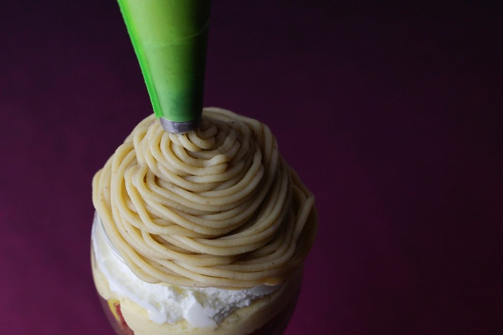 和栗と秋の味覚が織りなす、こだわりのモンブランクリーム